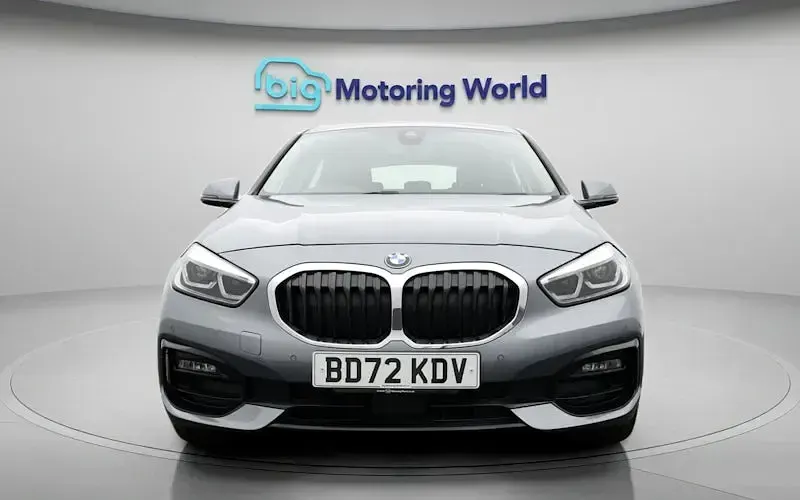 Used BMW 118 Sport Line 136 HP (100 kW) 2023 Grey Hatchback