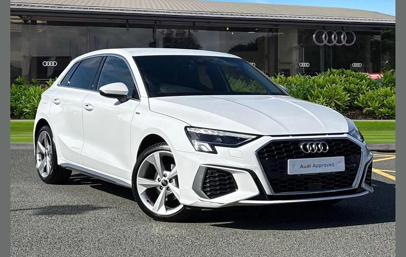 Used Audi A3 S-Line 108 HP (79 kW) 2024 White Hatchback