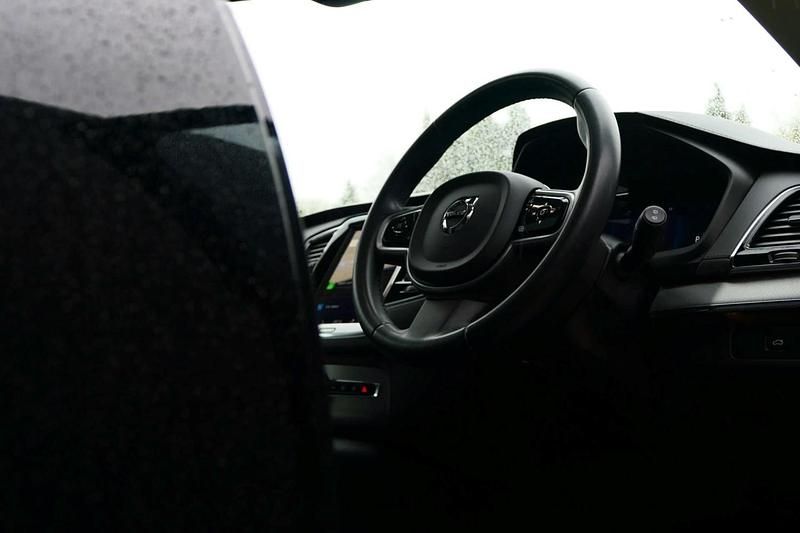 Used Volvo XC90 232 HP (170 kW) 2022 Black SUV