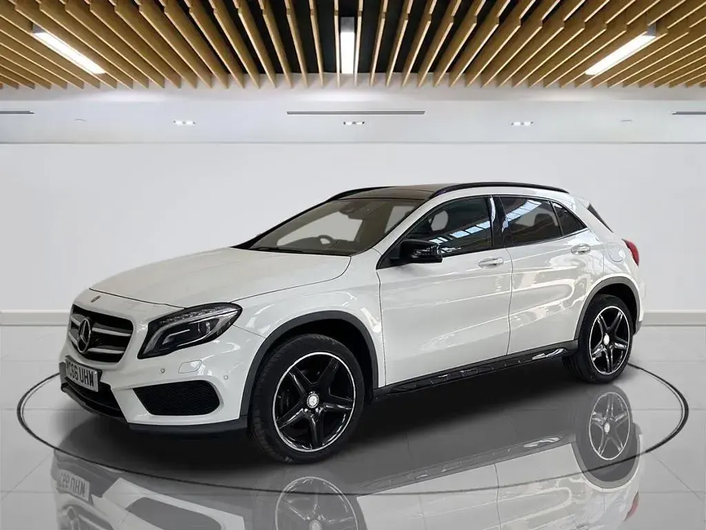 Used Mercedes GLA220 AMG line 177 HP (130 kW) 2016 White SUV