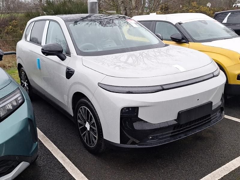 New Leapmotor B10 160 kW (218 HP) 2026 Grey SUV