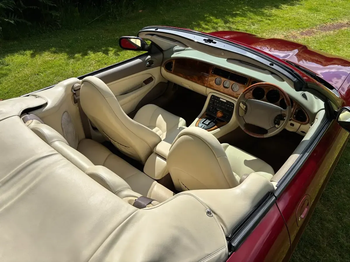 Used Jaguar XK8 1997 Red Cabriolet