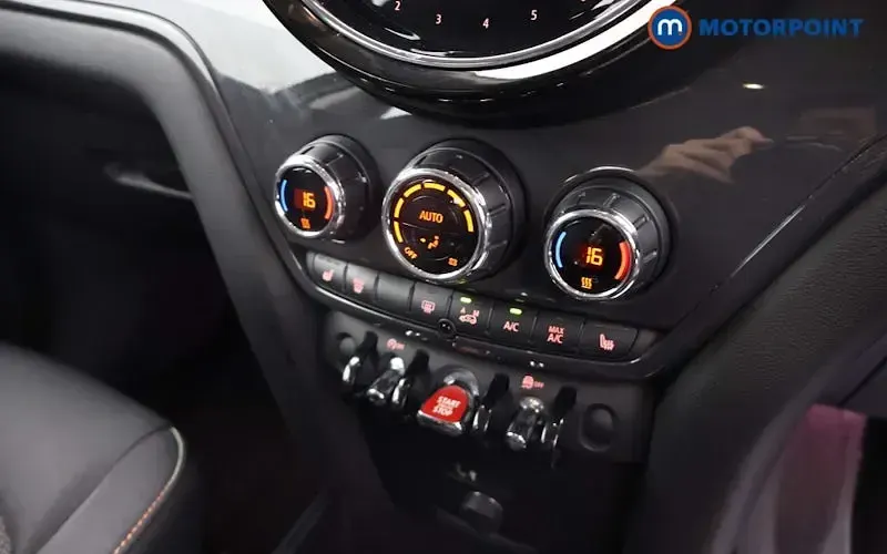 Used Mini Cooper Countryman Comfort 136 HP (100 kW) 2022 Grey SUV