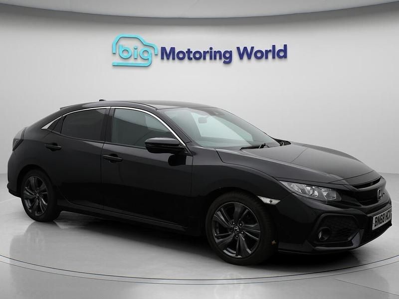 Black Used 2018 Honda Civic SR Hatchback | £11,300 (Fair price) - Image 1/4
