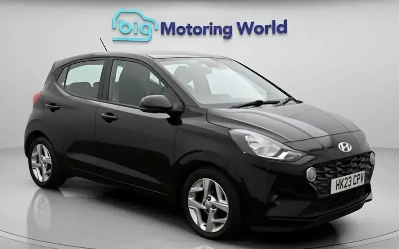 Used Hyundai i10 SE 67 HP (49 kW) 2023 Hatchback