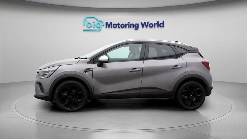 Used Renault Captur Rive Gauche 143 HP (105 kW) 2022 Grey/black SUV