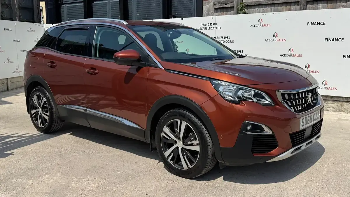 Used Peugeot 3008 Allure 130 HP (95 kW) 2018 Bronze SUV
