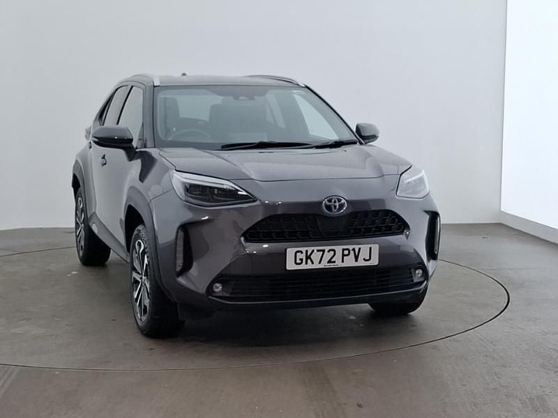 Grey Used 2022 Toyota Yaris Hybrid Design Estate | £19,798 (Fair price) - Image 1/4