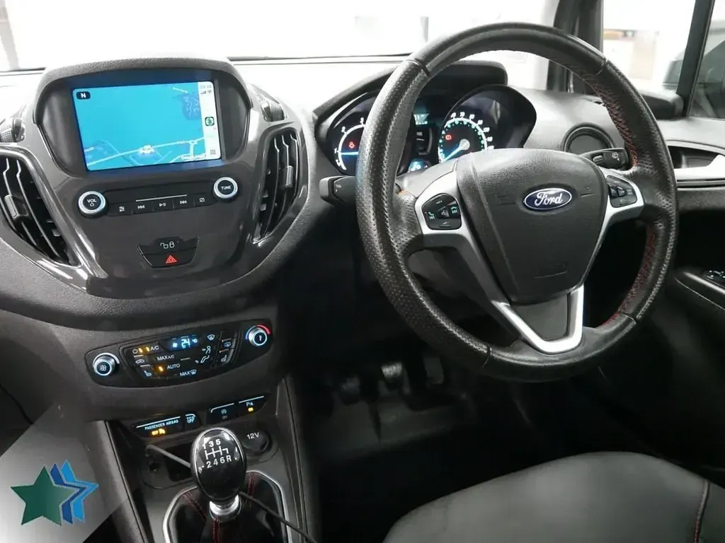 Używany Ford Transit Sport 100 KM (73 kW) 2022 Szary Van
