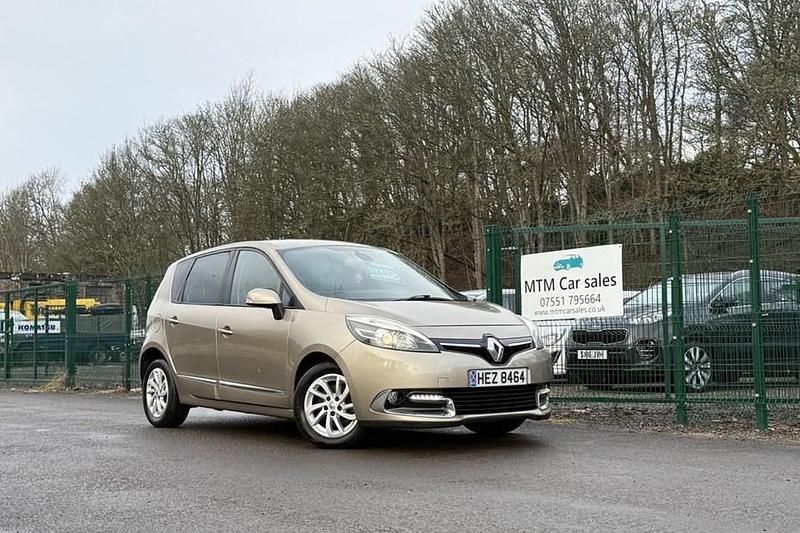 Used Renault Scénic III Dynamique 110 HP (80 kW) 2015
