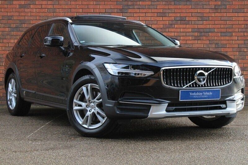 Used 2019 Volvo V90 CC Estate | £23,488 (Fair price) - Image 1/1