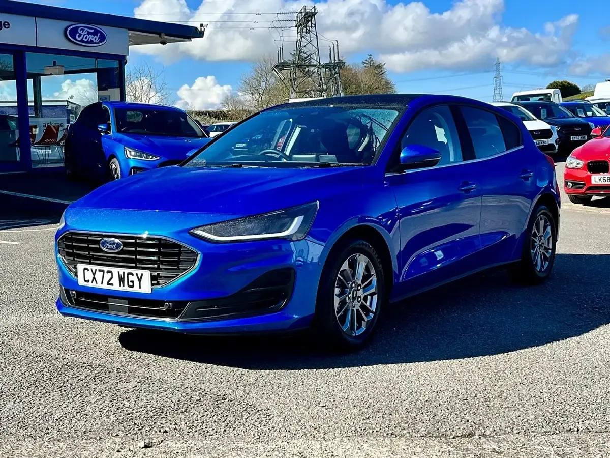 Used Ford Focus Style 155 HP (114 kW) 2022 Blue Hatchback