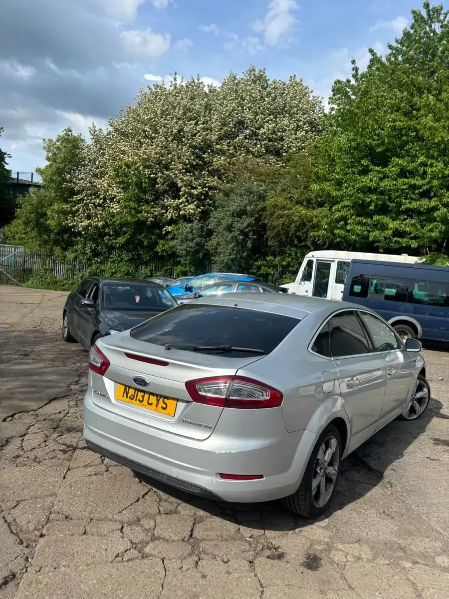 Used Ford Mondeo Titanium 2013 Silver Hatchback