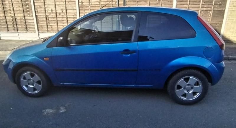 Used Ford Fiesta Style 2005 Blue Hatchback