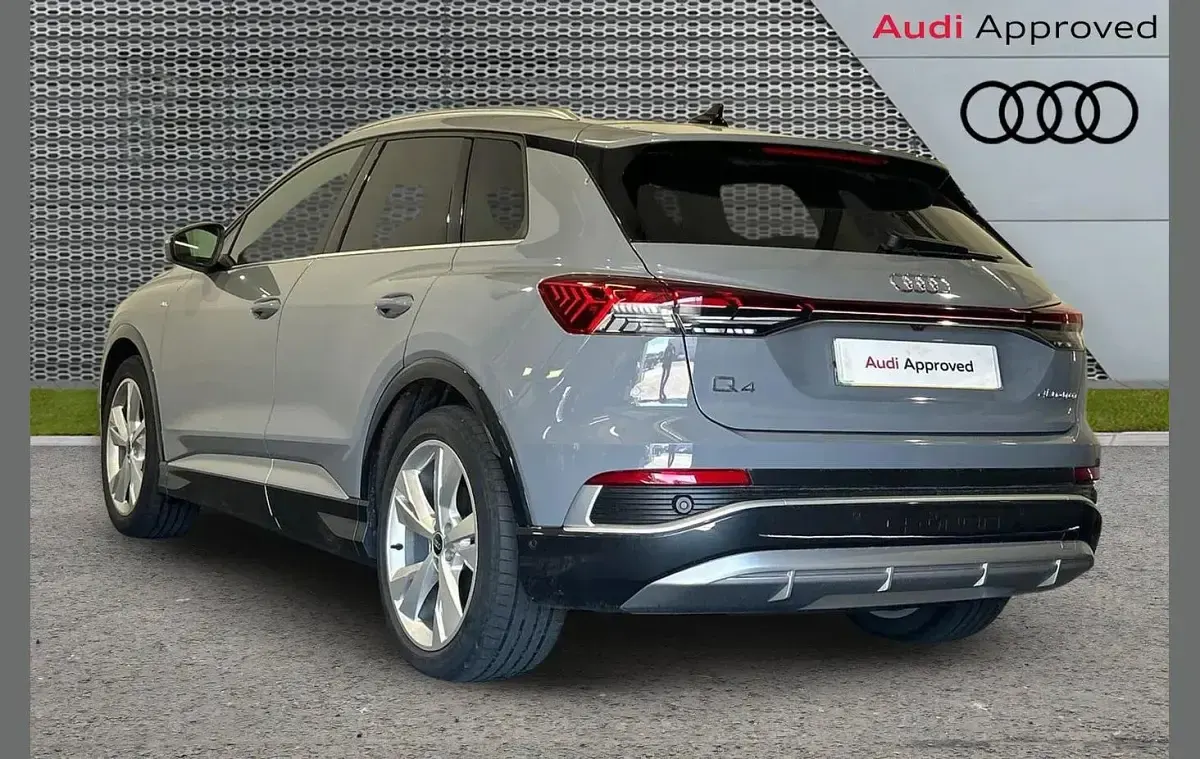 Used Audi Q4 e-tron S-Line 150 kW (204 HP) 2022 Grey SUV