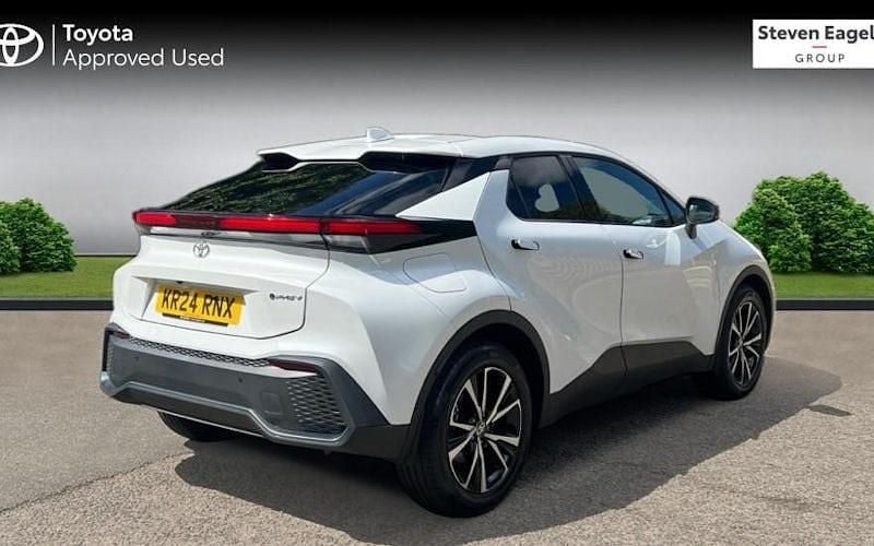 Used Toyota C-HR Design 223 HP (164 kW) 2025 SUV