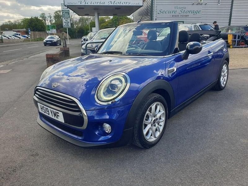 Używany Mini Cooper Cabriolet Classic 136 KM (100 kW) 2019 Niebieski Kabriolet