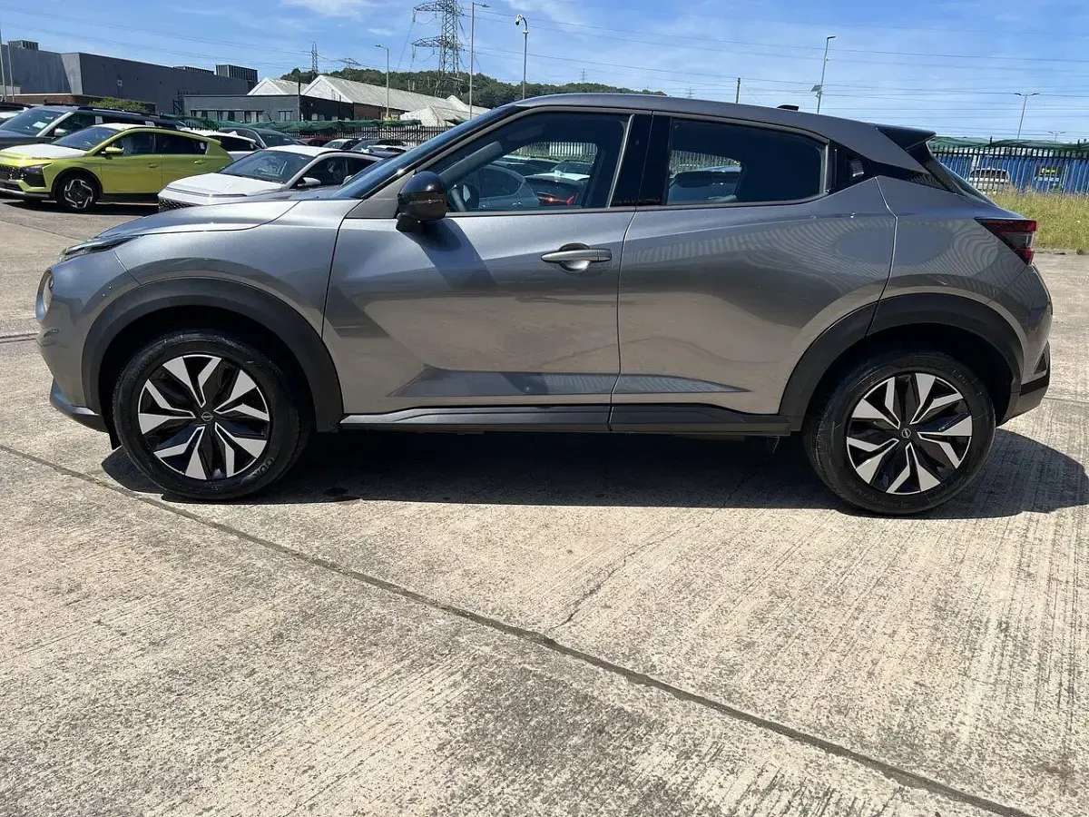 New Nissan Juke Acenta Premium 113 HP (83 kW) 2026 Grey SUV