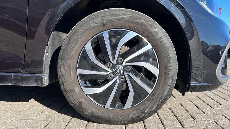 Used VW Polo Life 95 HP (69 kW) 2023 Deep black pearl Hatchback