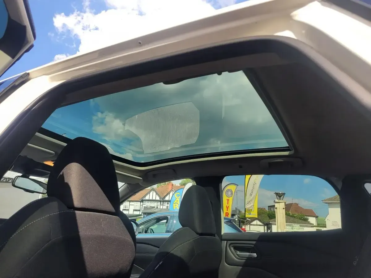 Used Nissan Qashqai N-Connecta 158 HP (116 kW) 2024 White SUV