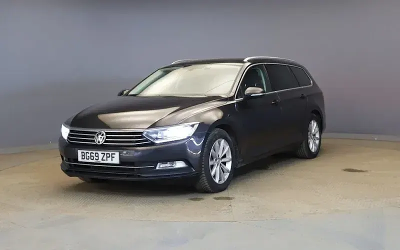 Used VW Passat Business 150 HP (110 kW) 2019 Grey Estate