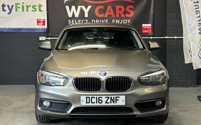 Used BMW 116 Comfort Edition 116 HP (85 kW) 2015 Hatchback