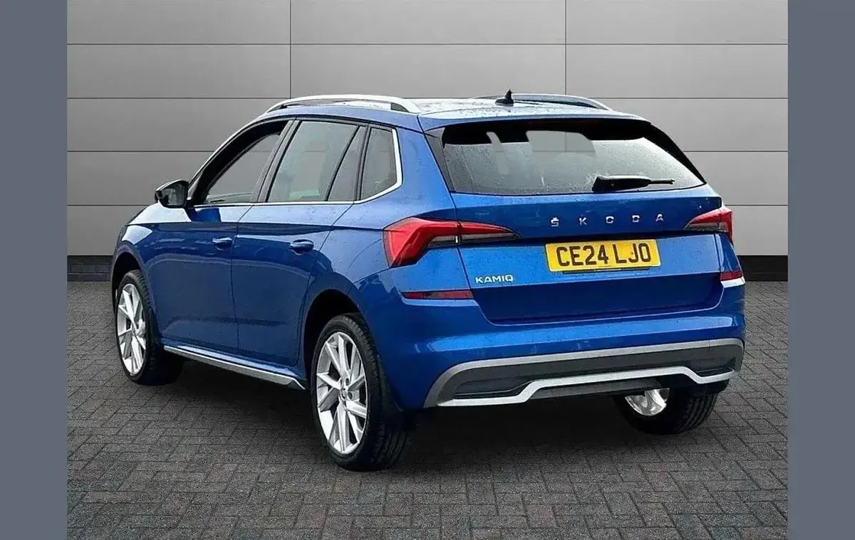 Used Skoda Kamiq SE L Executive 115 HP (84 kW) 2024 Blue SUV