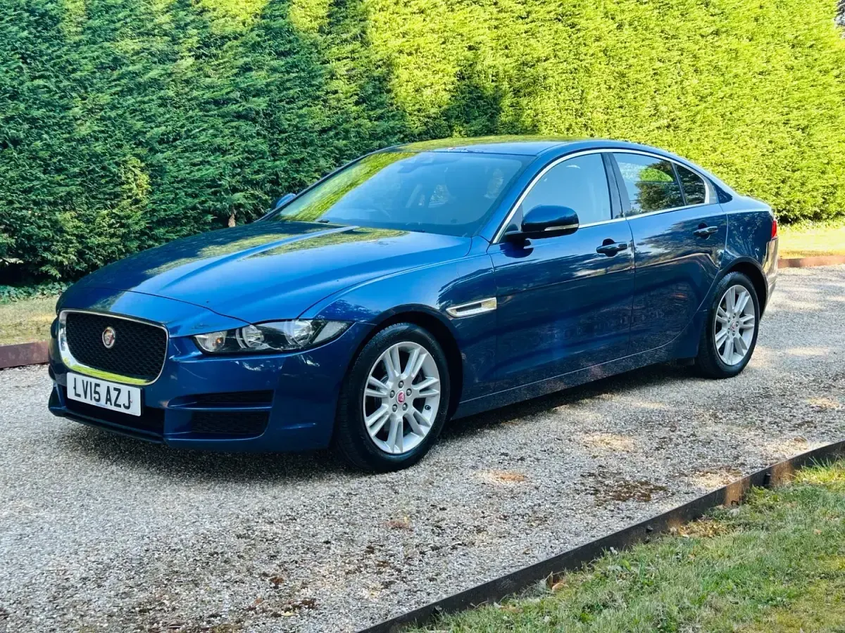 Used Jaguar XE Prestige 2015 Blue Sedan