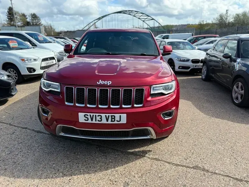 Usado Jeep Grand Cherokee Overland 243 CV (178 kW) 2013 Rojo SUV