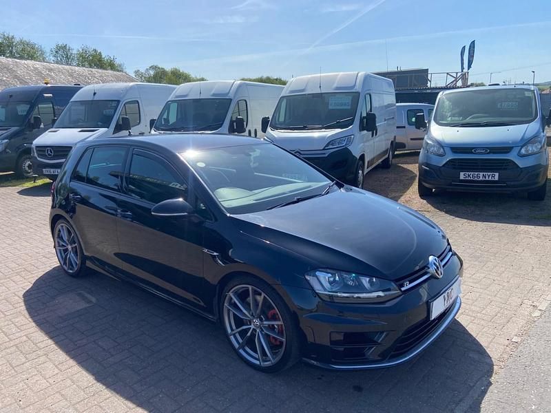 Begagnad VW Golf VII R 2016 Svart Halvkombi