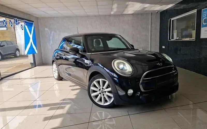 Used Mini Cooper S Hatch 170 HP (125 kW) 2017 Hatchback