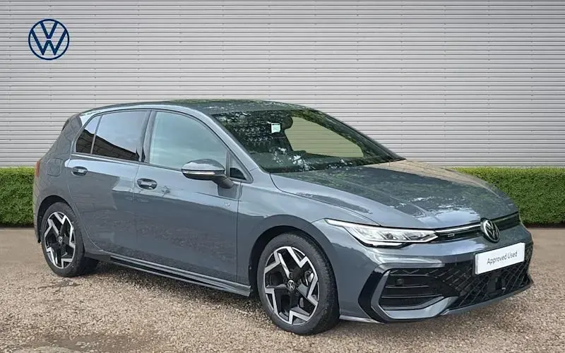 Used VW Golf VIII R-line 150 HP (110 kW) 2025 Hatchback