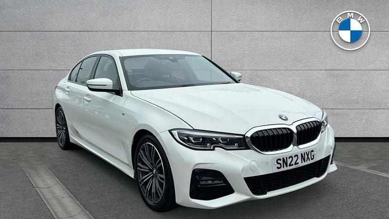 White Used 2022 BMW 318 M Sport | £23,648 (Fair price) - Image 1/4