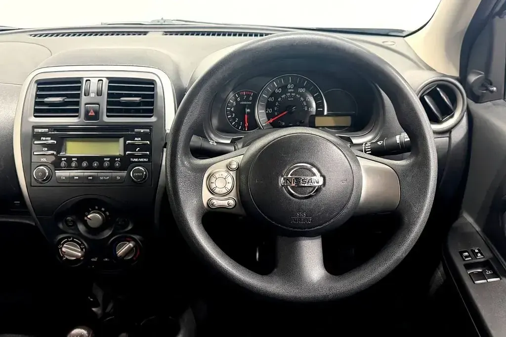 Used Nissan Micra 80 HP (58 kW) 2017 Silver Hatchback