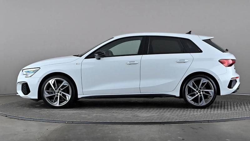 Used Audi A3 Black Edition 150 HP (110 kW) 2024 White Hatchback