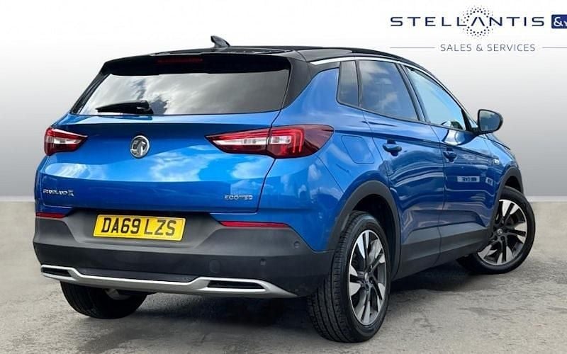 Used Vauxhall Grandland X SRi 131 HP (96 kW) 2021 SUV