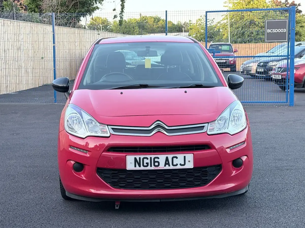 Used Citroën C3 PureTech 2016 Red Hatchback