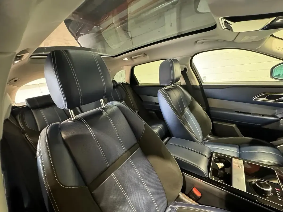 Used Land Rover Range Rover Velar SE Dynamic 2018 Blue SUV