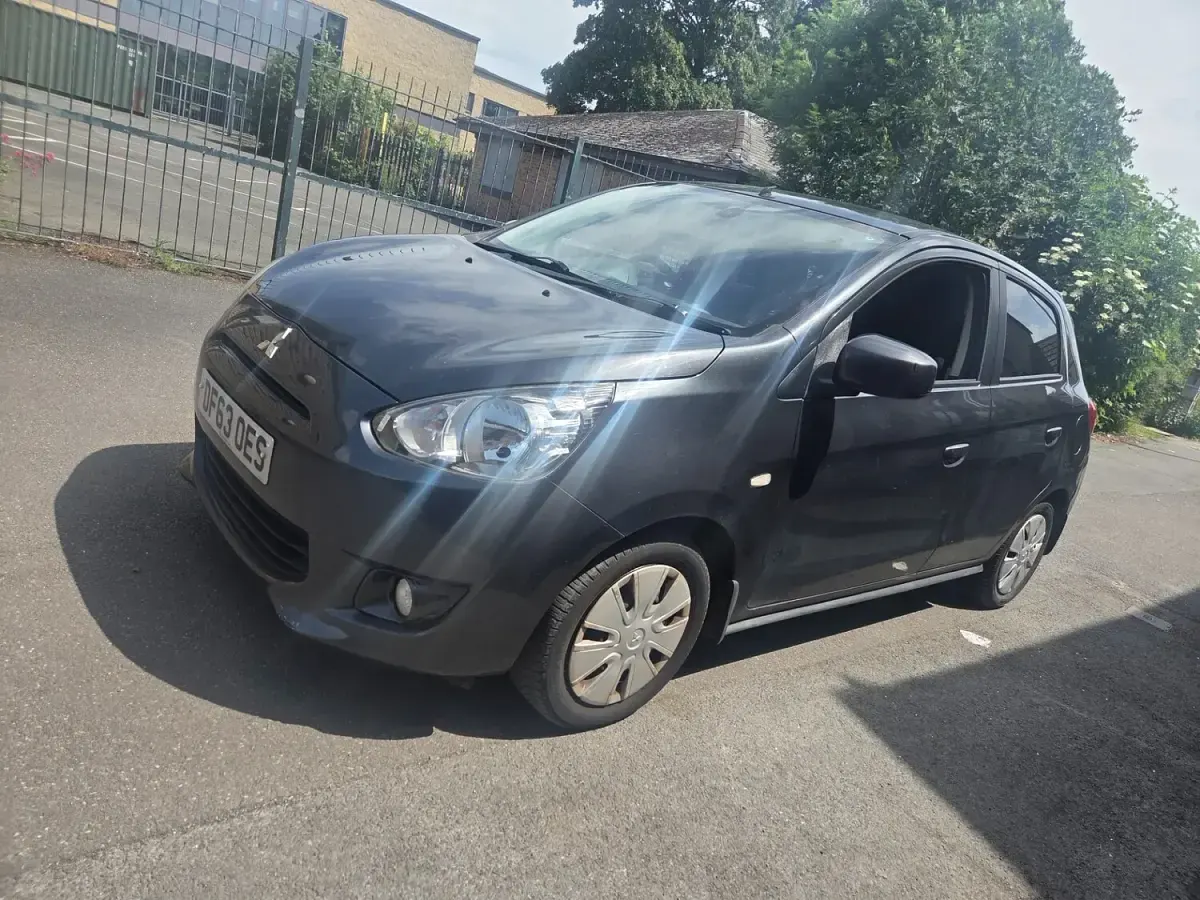 Used Mitsubishi Mirage 79 HP (58 kW) 2014 Grey Hatchback