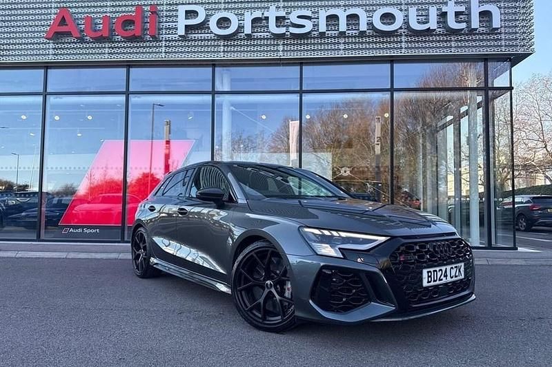 Used Audi RS3 Sportback Sport 400 HP (294 kW) 2024 Hatchback