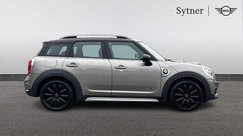 Used Mini Cooper S Countryman 221 HP (162 kW) 2018 Silver SUV