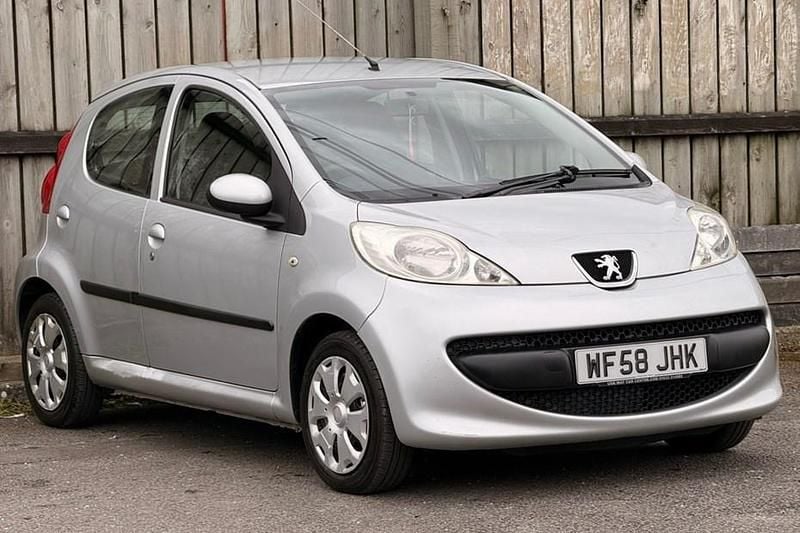 Used Peugeot 107 2008 Silver Hatchback