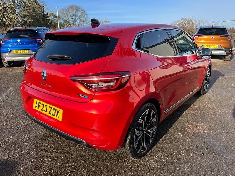 Usado Renault Clio V Techno 2023 Vermelho Citadino