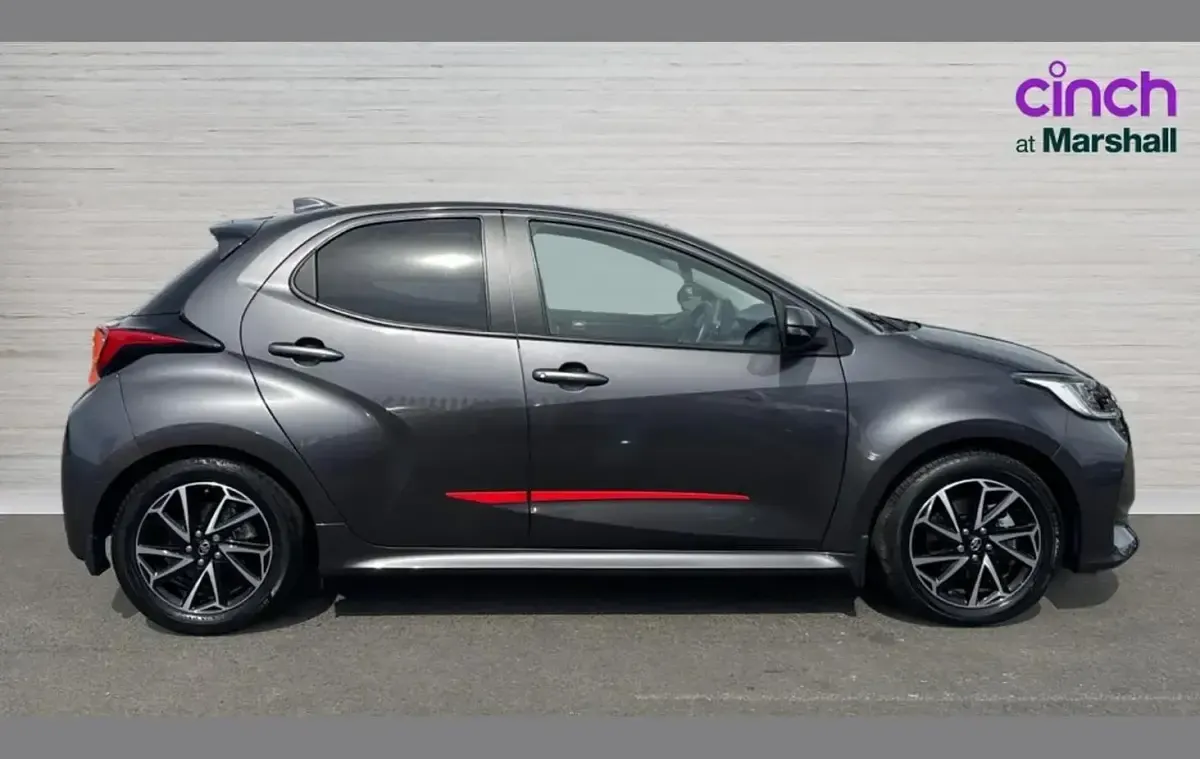 Used Toyota Yaris Design 116 HP (85 kW) 2022 Grey Hatchback