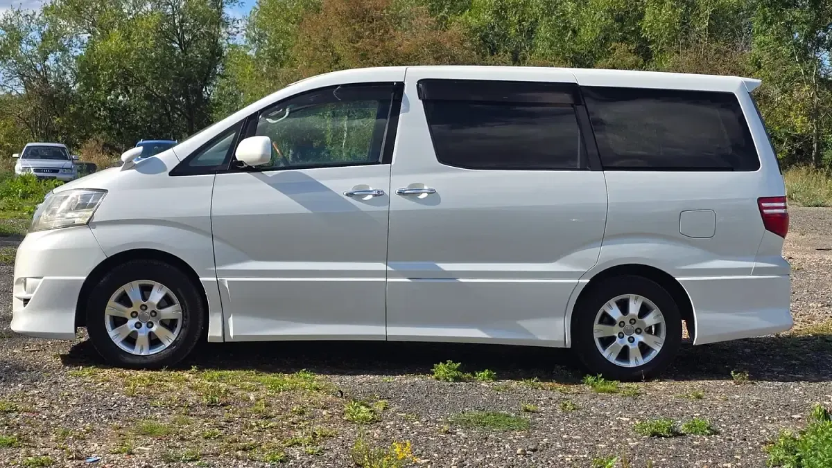 Used Toyota Alphard Edition 2008 White MPV