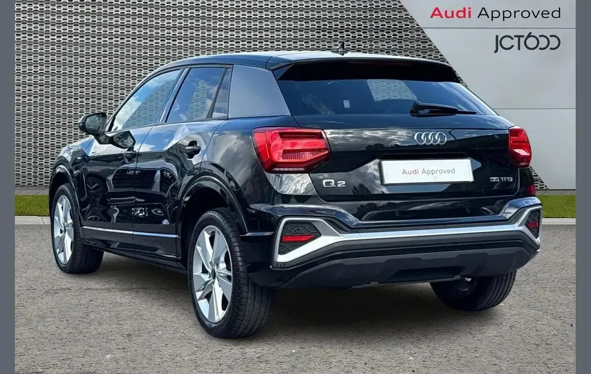 Used Audi Q2 S-Line 147 HP (108 kW) 2024 Black SUV