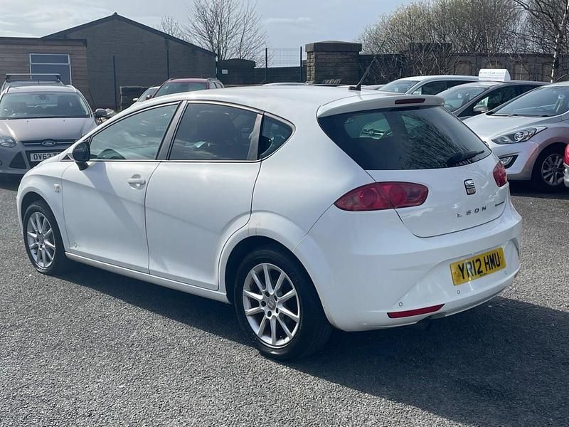 Begagnad Seat Leon Copa 2012 Vit Halvkombi