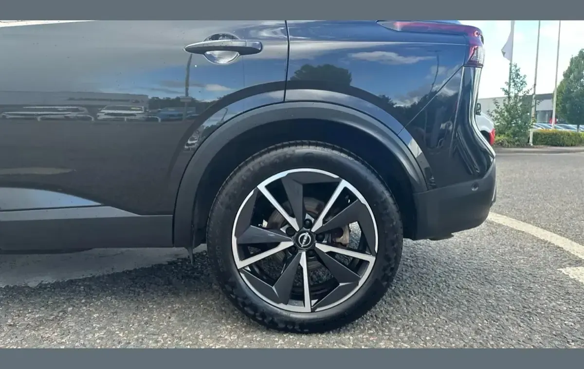 Used Nissan Qashqai Tekna 190 HP (139 kW) 2022 Black SUV