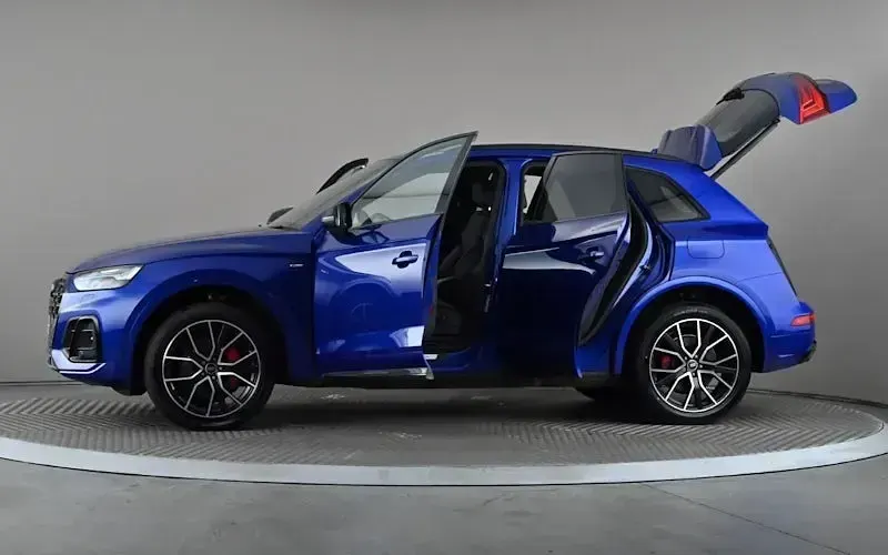 Used Audi Q5 Premium 299 HP (219 kW) 2021 Blue SUV