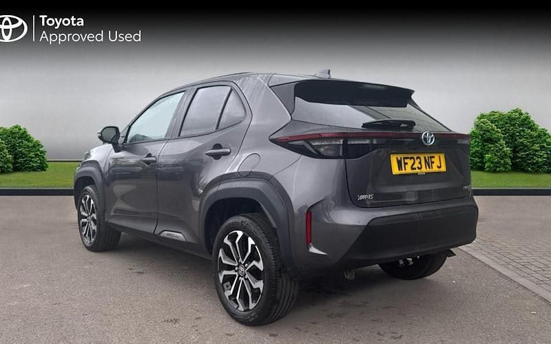 Used Toyota Yaris Hybrid Design 116 HP (85 kW) 2026 Estate